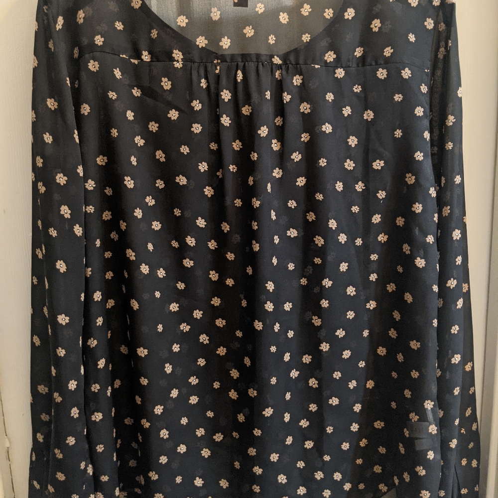 Loft Long Sleeve Button Front Black women's Shirt
